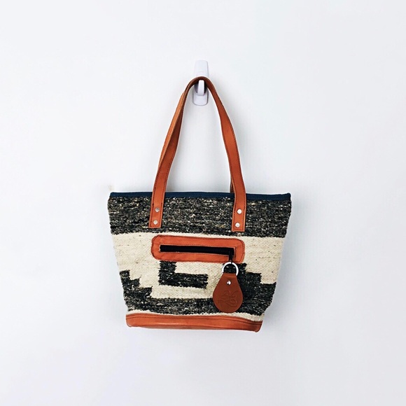 Humble Hilo Handbags - Humble Hilo Medium Alfombra Bag in Indio